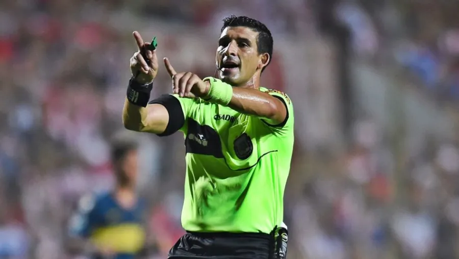 Andrés Merlos será el árbitro de la final de Patronato y Boca por la Supercopa Argentina Andrés Merlos será el árbitro de la final de Patronato y Boca por la Supercopa Argentina