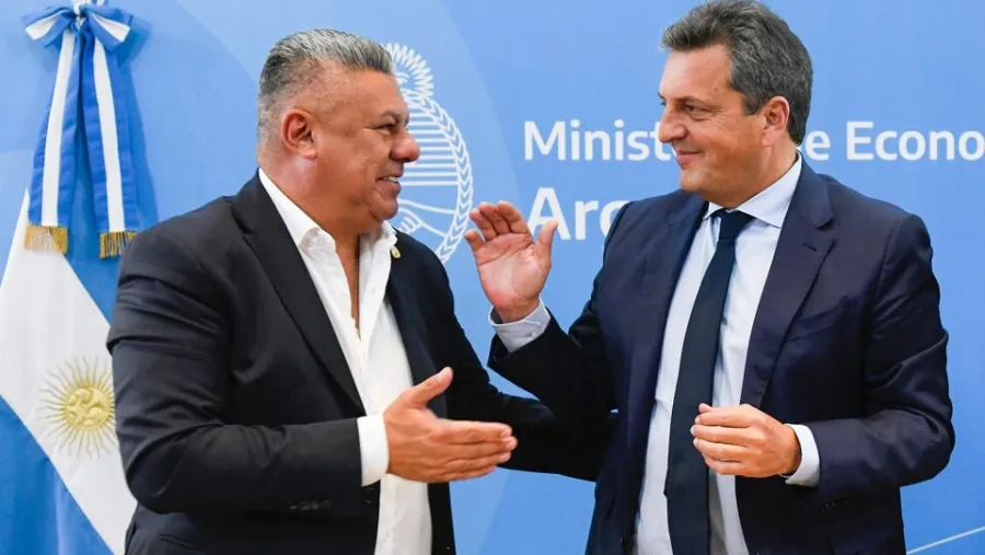 Sergio Massa y Claudio Tapia harán este jueves la presentación del Mundial 2030 en Ezeiza Sergio Massa y Claudio Tapia harán este jueves la presentación del Mundial 2030 en Ezeiza