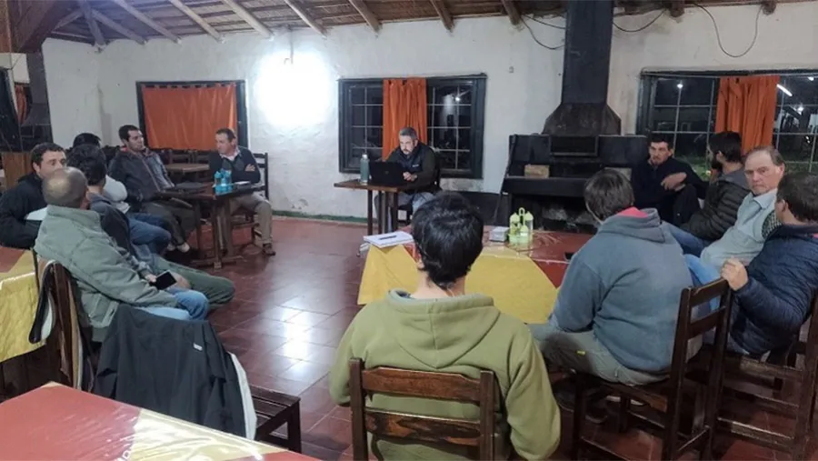 La Comisión de Contratista de la FAA filial Gualeguaychú fijó la tarifa de referencia para las labores agrícolas vigentes hasta el 30 de septiembre. La Comisión de Contratista de la FAA filial Gualeguaychú fijó la tarifa de referencia para las labores agrícolas vigentes hasta el 30 de septiembre.