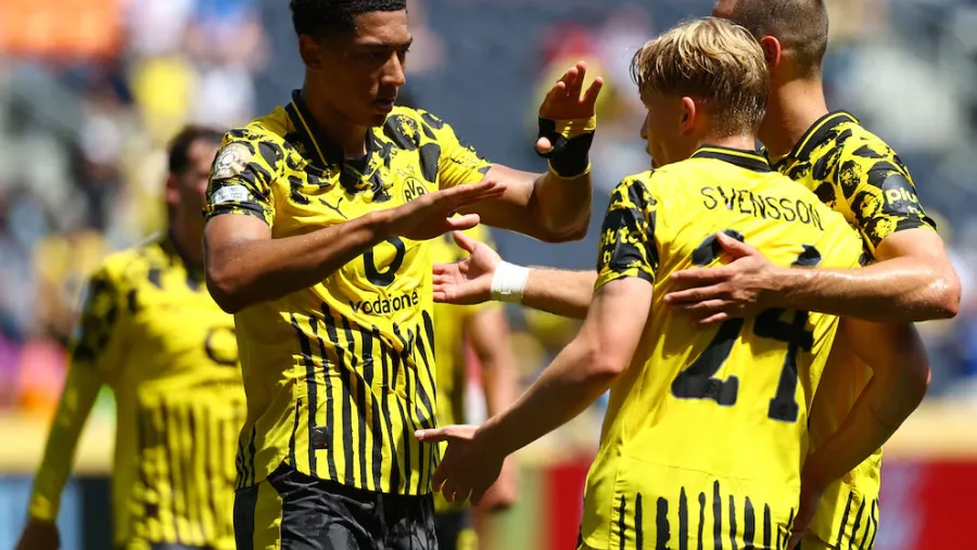 Borussia Dortmund Borusia Dortmund