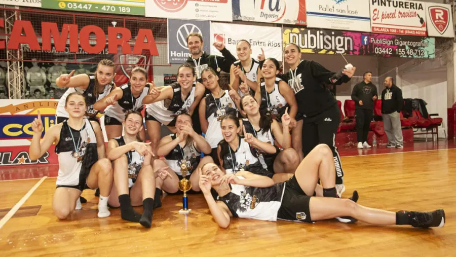 Básquet: las chicas U17 de Estudiantes retuvieron la corona en la Liga Provincial Básquet: las chicas U17 de Estudiantes retuvieron la corona en la Liga Provincial