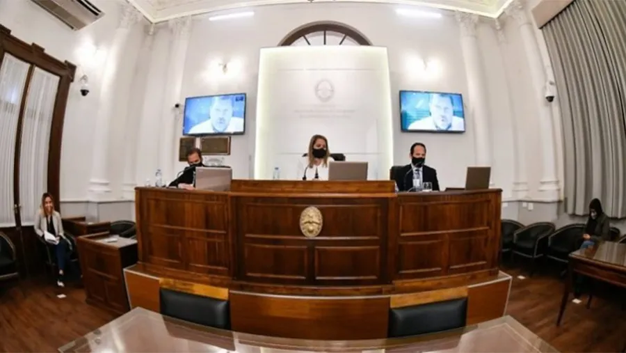 Todos los pliegos pasarán a la Comisión de Asuntos Constitucionales y Acuerdos del Senado provincial. Todos los pliegos pasarán a la Comisión de Asuntos Constitucionales y Acuerdos del Senado provincial.