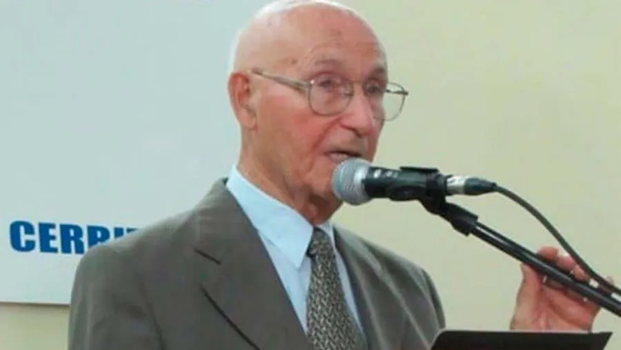 Falleció ayer a los 95 años, el fundador del Vecinalismo entrerriano, Gaspar Carlino. 