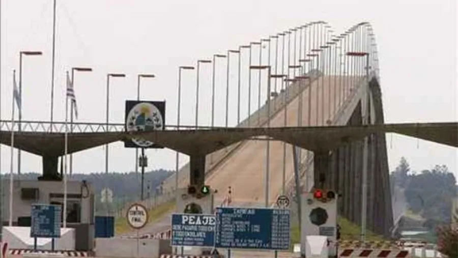 El mismo día en el que comenzó a regir el confinamiento en gran parte de la Argentina, el Gobierno informó que también seguirán cerradas las fronteras para el turismo.