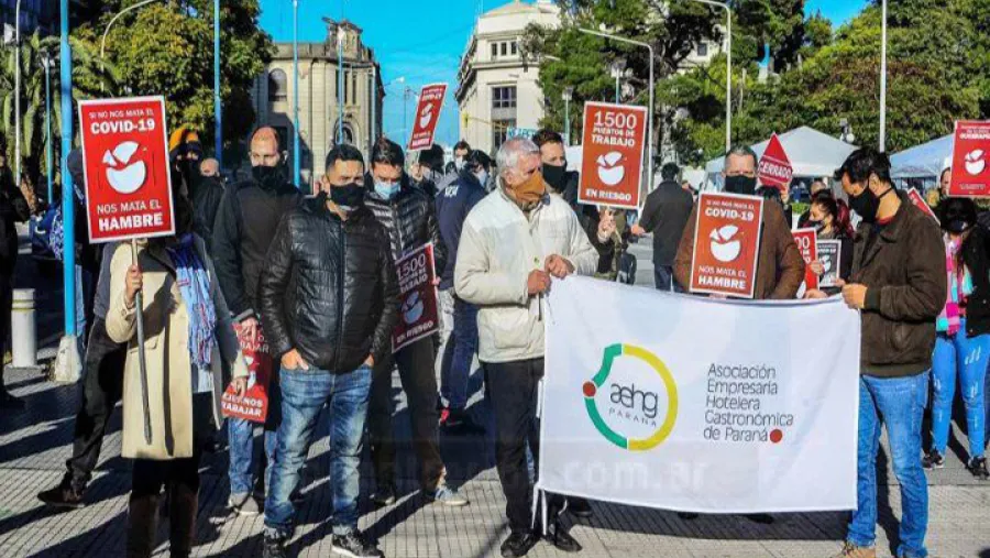 protesta hoteleros, gastronómicos y gimnasios de Paraná protesta hoteleros, gastronómicos y gimnasios de Paraná