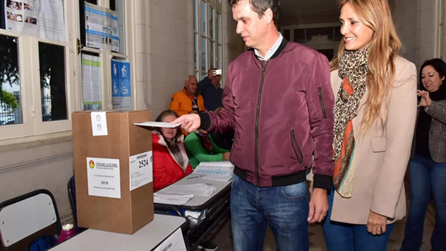 Enrique Cresto votó temprano en Concordia