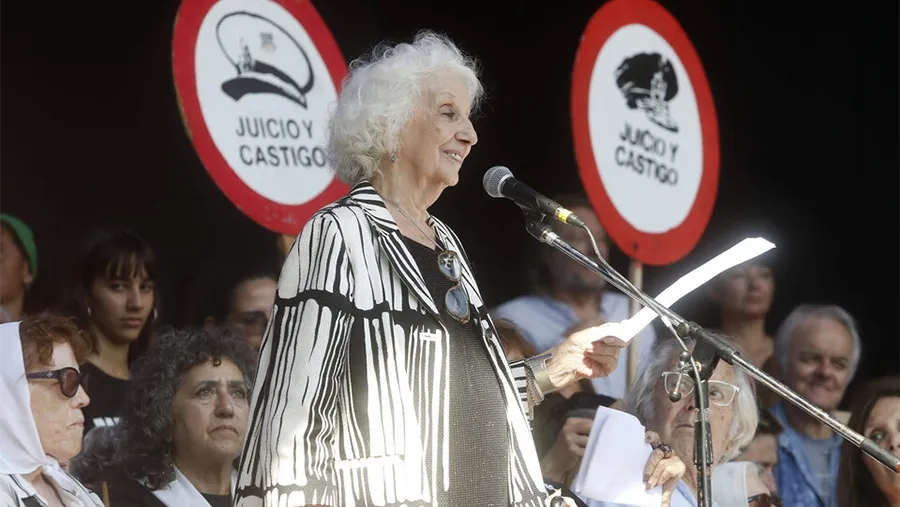Estela de Carlotto en el acto de Plaza de Mayo. Estela de Carlotto en el acto de Plaza de Mayo.