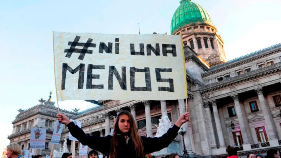 Distintas organizaciones de la sociedad civil, en este caso La Casa del Encuentro, tienen sus propias estadísticas actualizadas mes por mes.