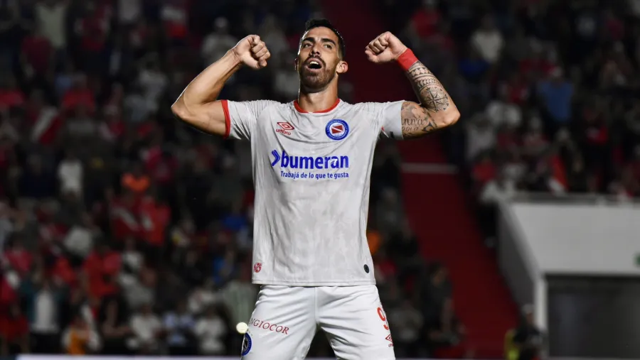 Con un inspirado Gabriel Ávalos, Argentinos Juniors goleó a Unión en La Paternal Con un inspirado Gabriel Ávalos, Argentinos Juniors goleó a Unión en La Paternal