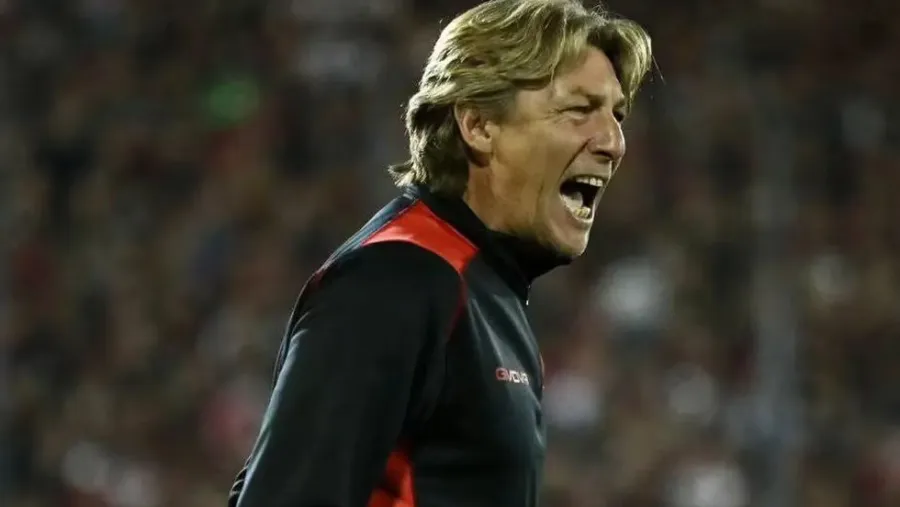 Heinze y los malos arbitrajes: “Nosotros luchamos contra toda esta gente y en voz alta” Heinze y los malos arbitrajes: “Nosotros luchamos contra toda esta gente y en voz alta”