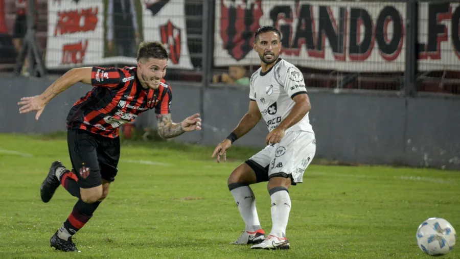 Emiliano Purita volvió a jugar en Patronato y consideró que “el regreso fue muy positivo” Emiliano Purita volvió a jugar en Patronato y consideró que “el regreso fue muy positivo”