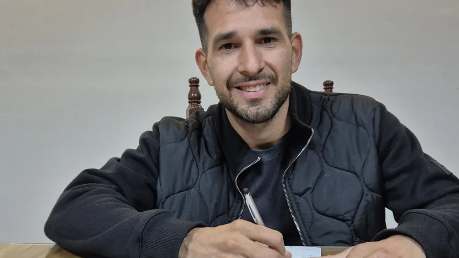 Guillermo Sánchez es el tercer refuerzo de Patronato para la Primera Nacional Guillermo Sánchez es el tercer refuerzo de Patronato para la Primera Nacional