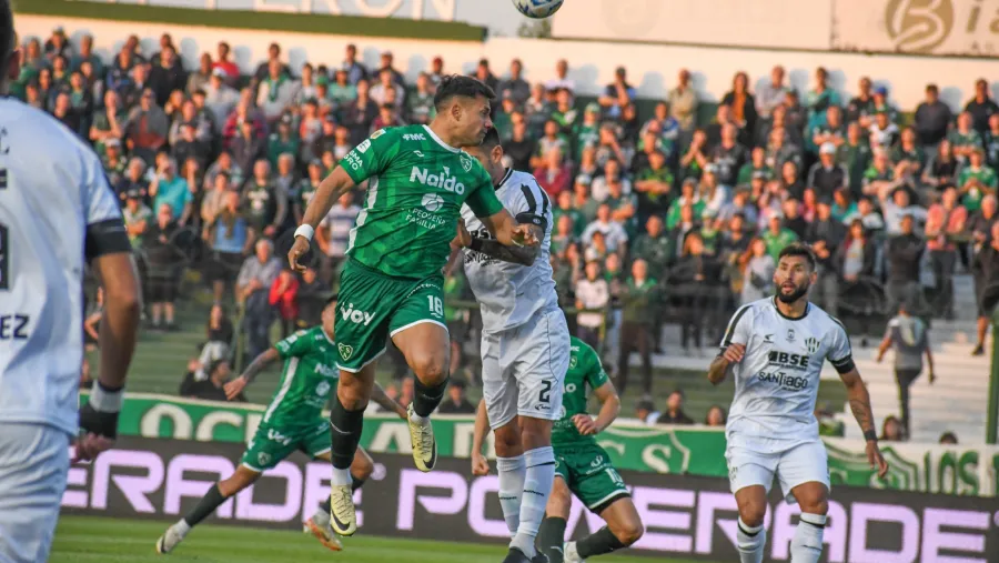 Fútbol: Central Córdoba ganó "una final" en Junín y salió de la zona de descenso