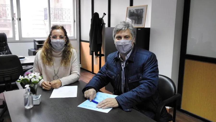 Tomás Proske de INFADER junto a Ana Lía Allemand Tomás Proske de INFADER junto a Ana Lía Allemand