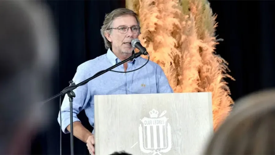 Juan José Bahillo, Secretario de Agricultura. Juan José Bahillo, Secretario de Agricultura.