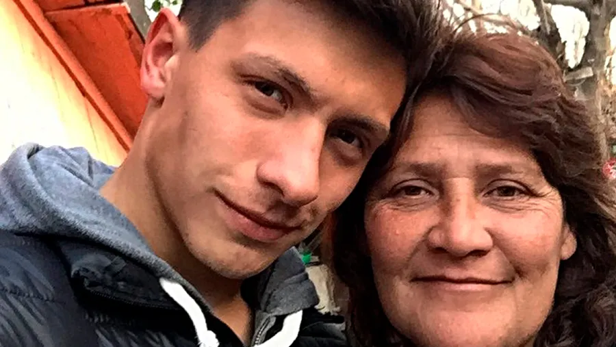 “Obvio que estará en la Copa América”, vaticinó la madre del entrerriano Lisandro Martínez “Obvio que estará en la Copa América”, vaticinó la madre del entrerriano Lisandro Martínez