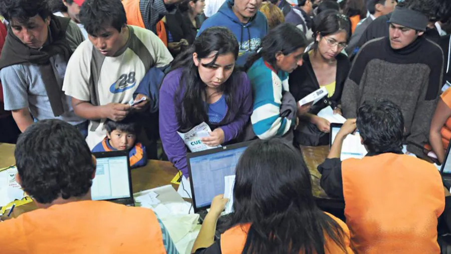 El Gobierno deberá revisar todas las expulsiones de migrantes inconstitucionales. El Gobierno deberá revisar todas las expulsiones de migrantes inconstitucionales.