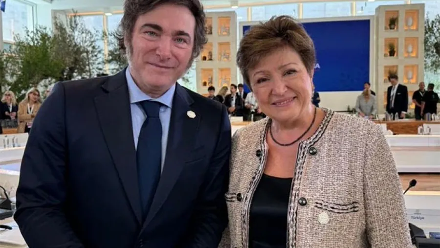 El Presidente Javier Milei junto a la titular del Fondo Monetario Internacional, Kristalina Georgieva. El Presidente Javier Milei junto a la titular del Fondo Monetario Internacional, Kristalina Georgieva.
