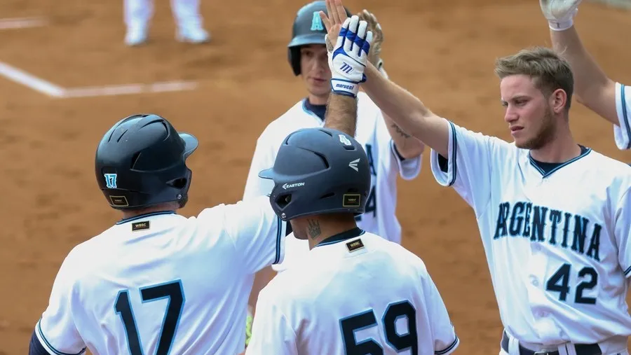 Softbol: Argentina superó al local República Checa y marcha como escolta en su grupo Softbol: Argentina superó al local República Checa y marcha como escolta en su grupo