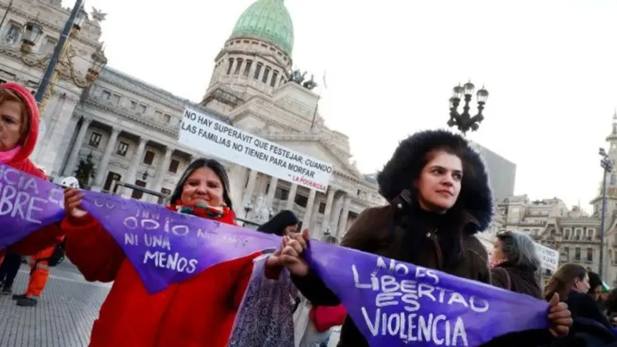 La Justicia dio lugar a una cautelar de organizaciones feministas. La Justicia dio lugar a una cautelar de organizaciones feministas.