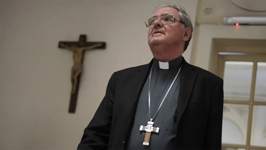 Oscar Ojea: “Para el Papa, la raíz de la enfermedad del agua, del suelo y del aire está en el corazón humano”. Oscar Ojea: “Para el Papa, la raíz de la enfermedad del agua, del suelo y del aire está en el corazón humano”.