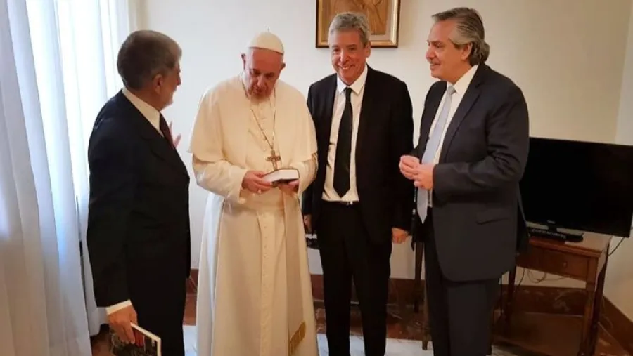 El Papa Francisco y Alberto Fernández