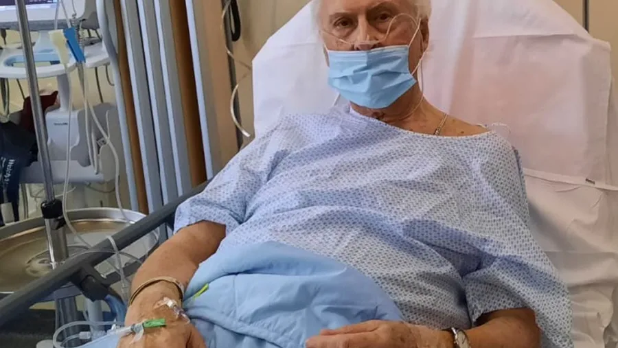 Pino Solanas informó que está internado con coronavirus en París Pino Solanas informó que está internado con coronavirus en París