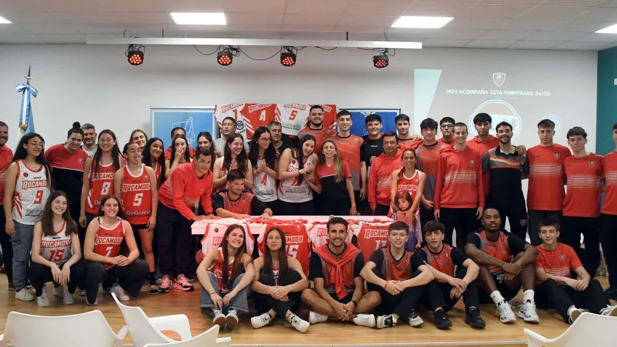 Básquet: Rocamora presentó a sus planteles para la Liga Femenina y la Liga Argentina Básquet: Rocamora presentó a sus planteles para la Liga Femenina y la Liga Argentina