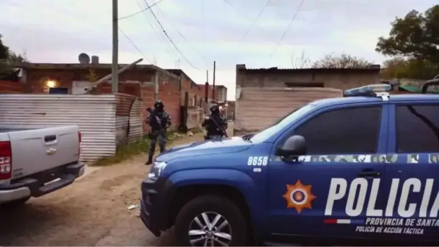 La violencia y la inseguridad se vuelve a adueñar de Rosario de la mano del narcotráfico. La violencia y la inseguridad se vuelve a adueñar de Rosario de la mano del narcotráfico.