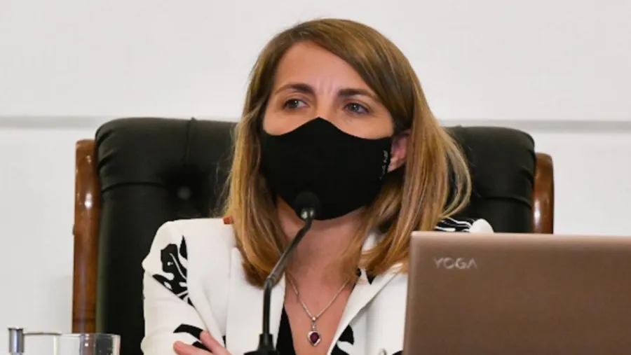 Laura Stratta.