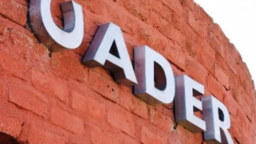 Uader