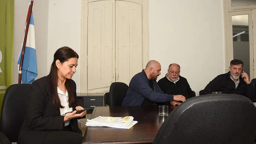 Buses Paraná pidió a la Secretaría de Trabajo que dicte la conciliación obligatoria. Buses Paraná pidió a la Secretaría de Trabajo que dicte la conciliación obligatoria.