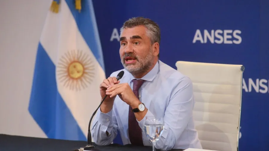 Alejandro Vanoli Alejandro Vanoli
