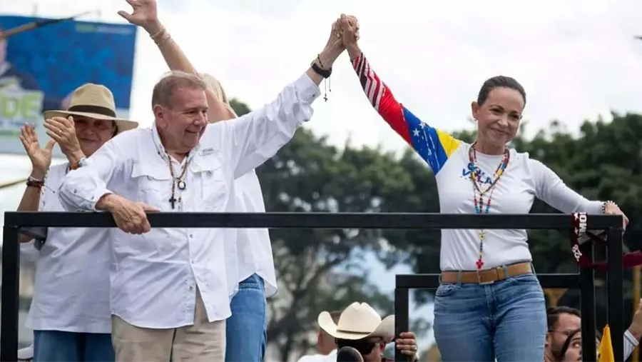 Imagen de archivo del candidato de la oposición en las elecciones a la Presidencia de Venezuela, Edmundo González Urrutia, junto a la líder María Corina Machado. Imagen de archivo del candidato de la oposición en las elecciones a la Presidencia de Venezuela, Edmundo González Urrutia, junto a la líder María Corina Machado.