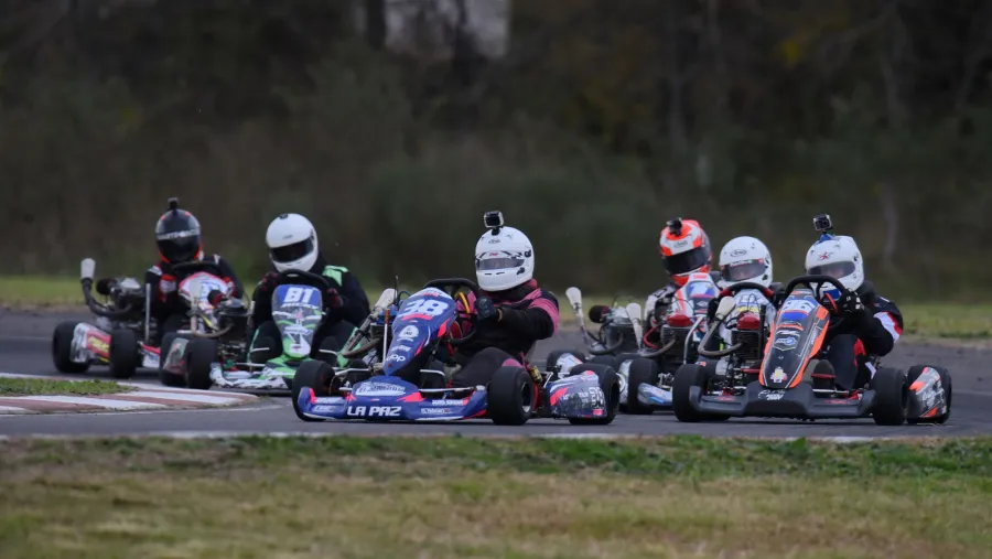 El Campeonato Entrerriano de Karting pasó con cifras récord por Gualeguay El Campeonato Entrerriano de Karting pasó con cifras récord por Gualeguay