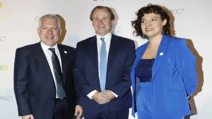 Bordet valoró el aporte del Cippec “a la transparencia y a optimizar las políticas” Bordet valoró el aporte del Cippec “a la transparencia y a optimizar las políticas”