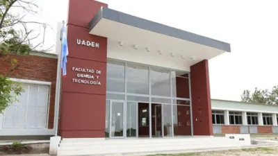 UADER.