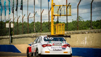TC2000