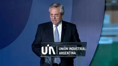 Alberto Fernández