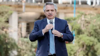 Alberto Fernández
