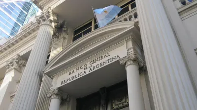 El BCRA volvió a usar reservas en septiembre para intervenir la brecha cambiaria.