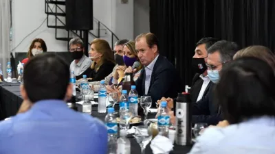 Bordet valoró el trabajo de los municipios en el proceso de vacunación contra el Covid-19