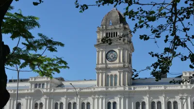 La provincia asistió a los municipios con los primeros $150 millones