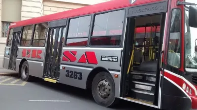 Reclaman al gobierno intervención por la situación del transporte urbano de Paraná