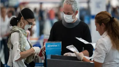 coronavirus barbijos aeropuerto