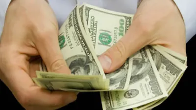 El dólar turista superó por primera vez los $83