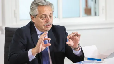Alberto Fernández