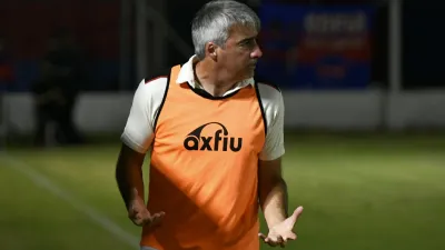 Gómez