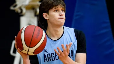 El crespense Joaquín Folmer entrenará con la preselección argentina U17 de básquetbol