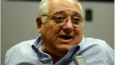 Héctor Maya